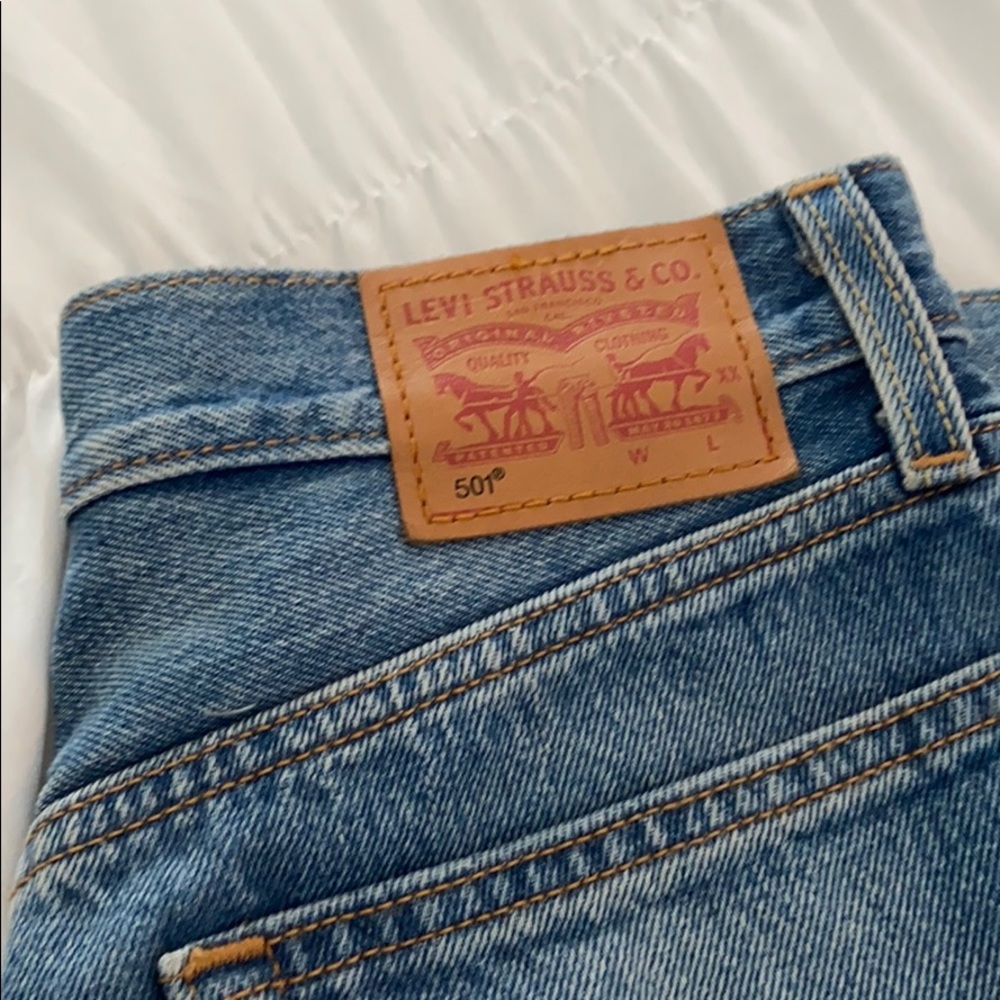 Hugh waisted Levi 501 shorts